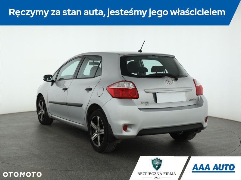 Toyota Auris - 6