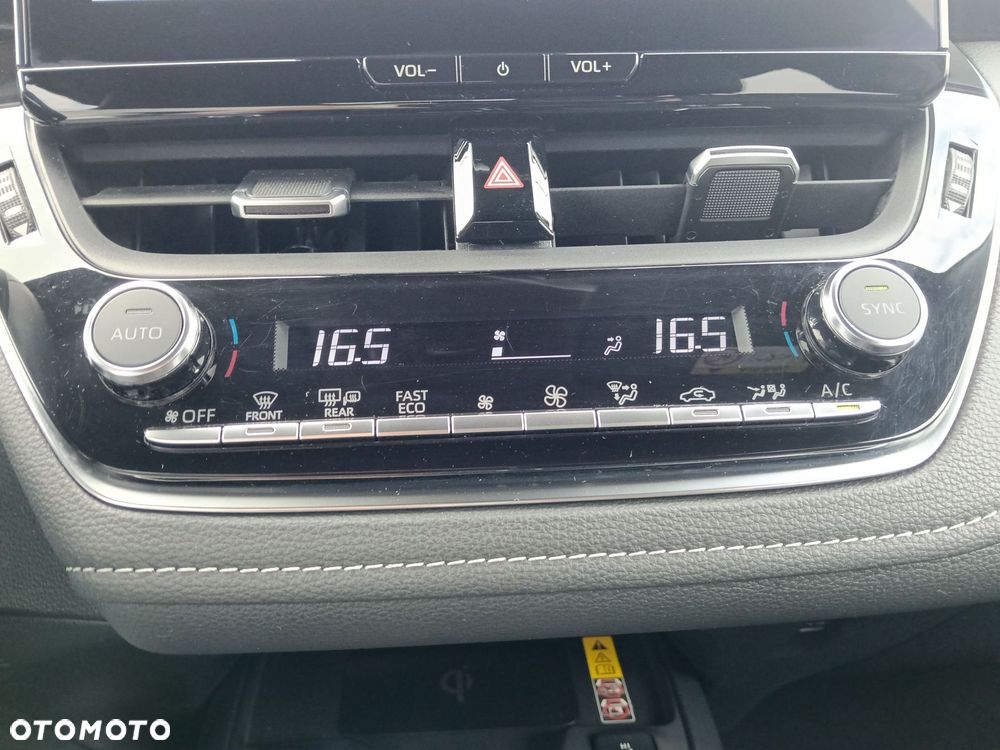 Toyota Corolla 1.8 Hybrid Style - 23