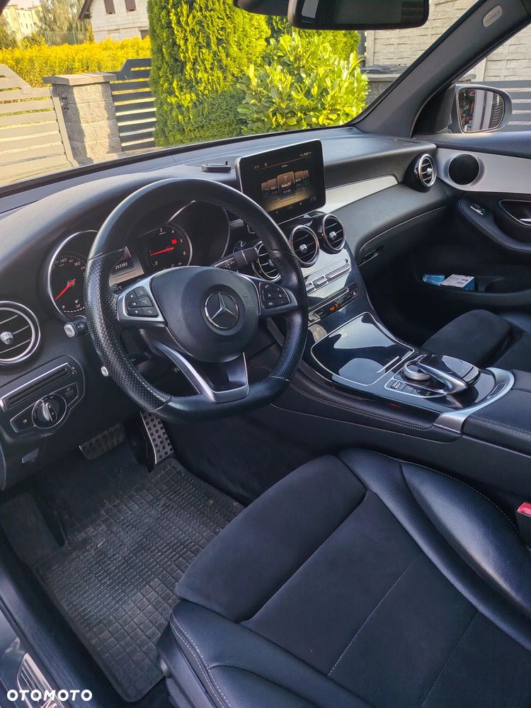 Mercedes-Benz GLC 220 d 4Matic 9G-TRONIC AMG Line - 14