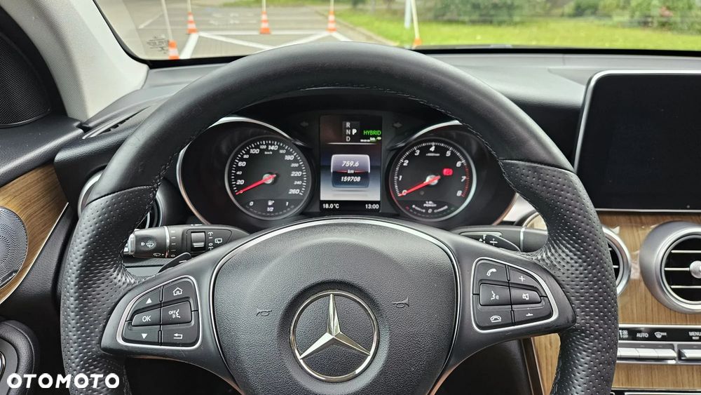 Mercedes-Benz GLC - 20