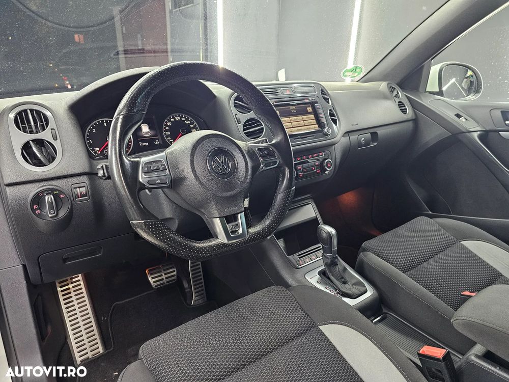 Volkswagen Tiguan 2.0 TDI DPF 4Motion BlueMotion Technology DSG Cup Sport & Style - 14