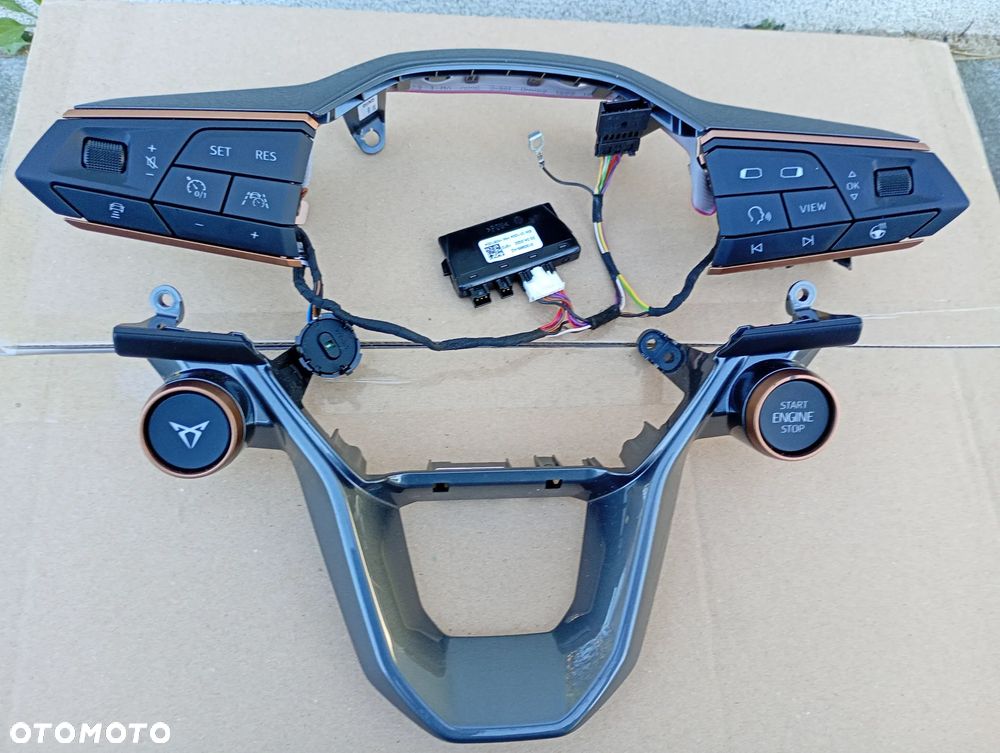 SEAT FR CUPRA FORMENTOR ATECA KIEROWNICA MULTIFUNKCJA 5FA419091FP - 1