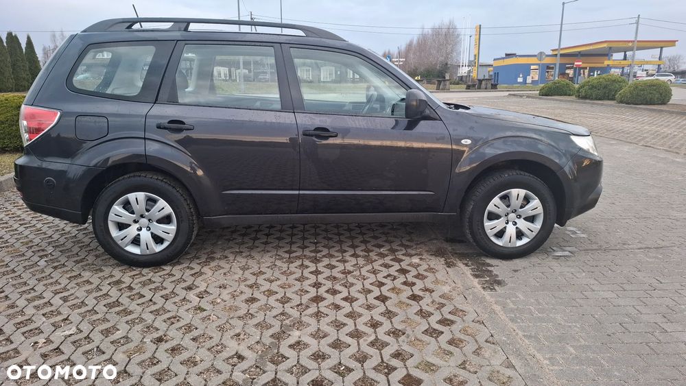 Subaru Forester 2.0X Trend - 6