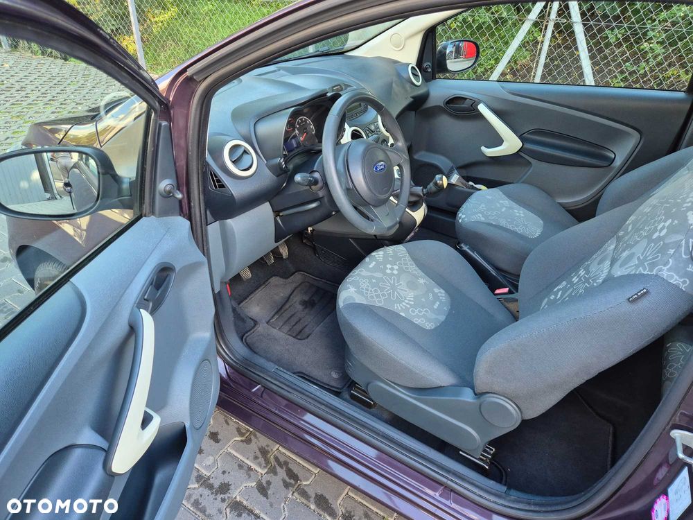 Ford KA - 8