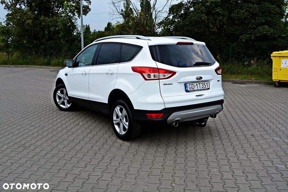 Ford Kuga 1.5 EcoBoost 2x4 Business Edition - 24