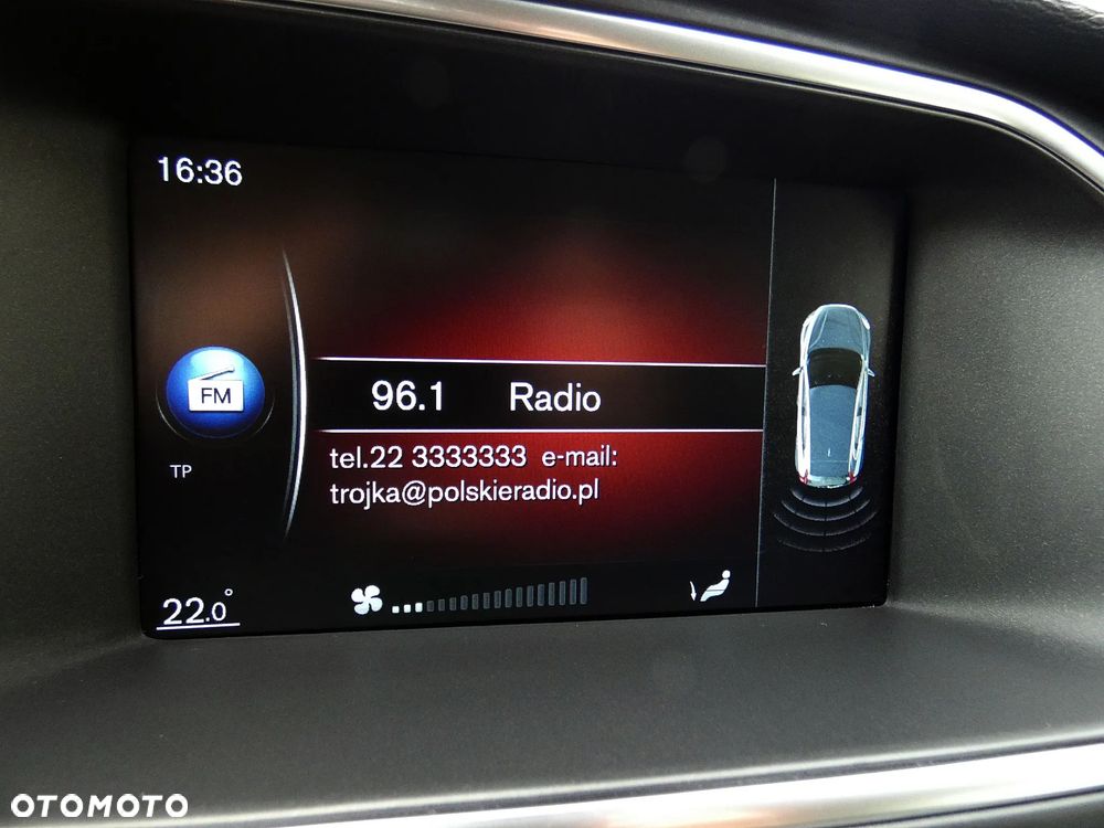 Volvo V40 Cross Country D2 Drive-E Momentum - 11