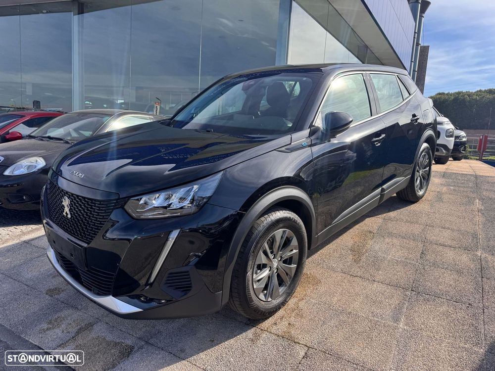 Peugeot E-2008