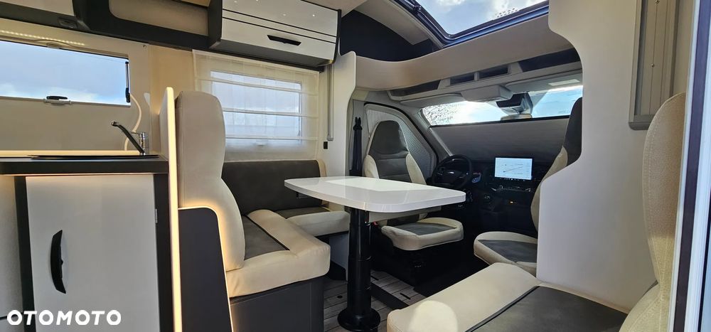 McLOUIS MC4 379 - 13