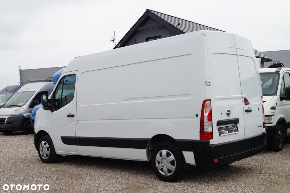Nissan NV400 - 10