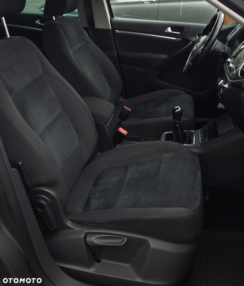 Volkswagen Tiguan - 6