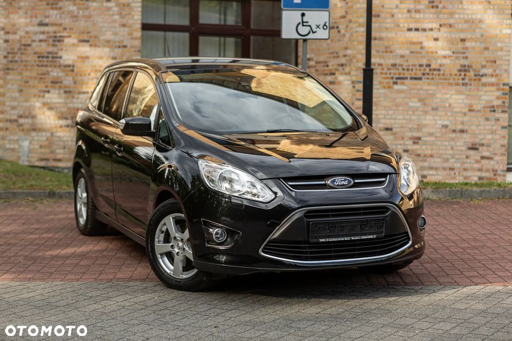 Ford Grand C-MAX - 9