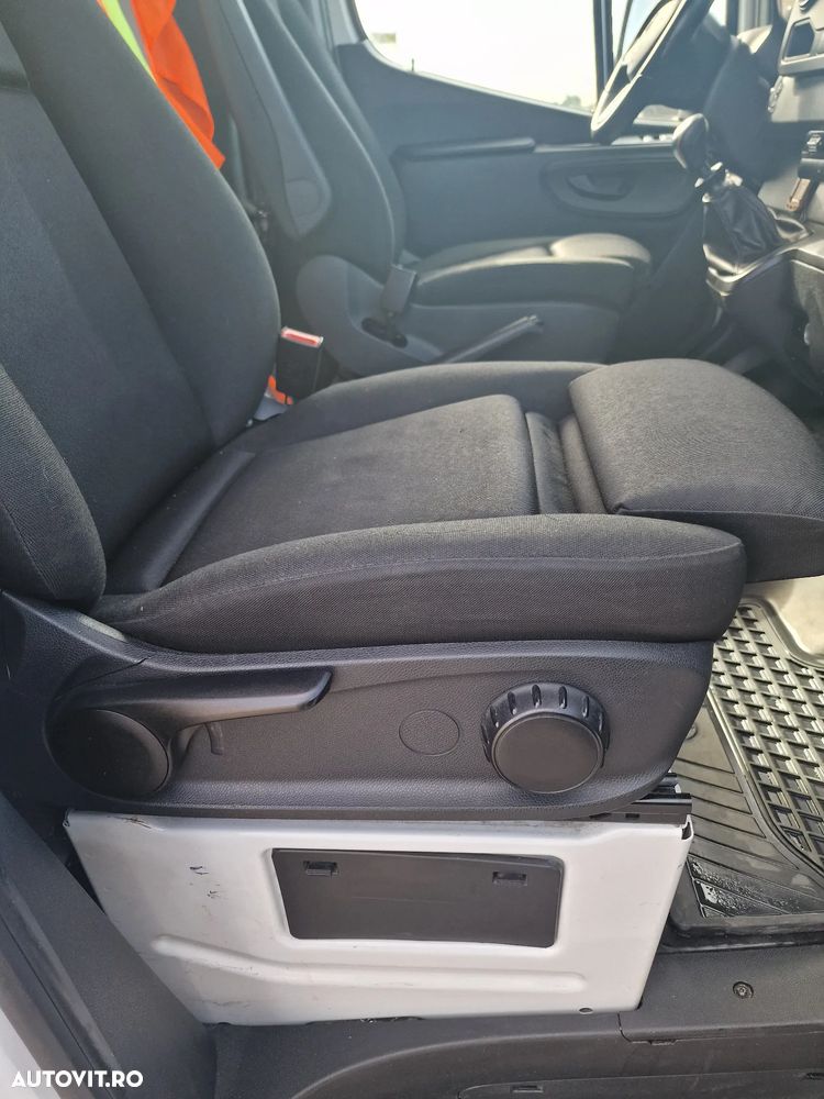 Mercedes-Benz Sprinter 317 - 15