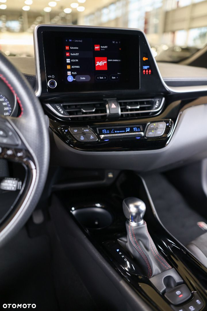 Toyota C-HR - 13