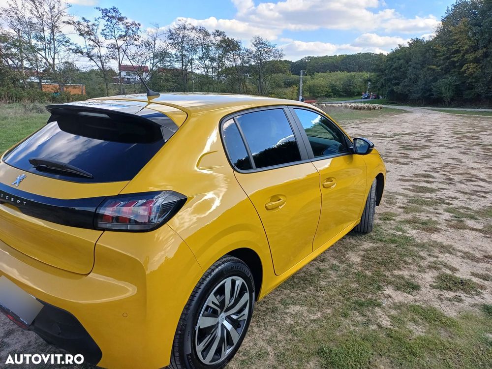 Peugeot 208 1.2 L PureTech Turbo STT Allure - 4