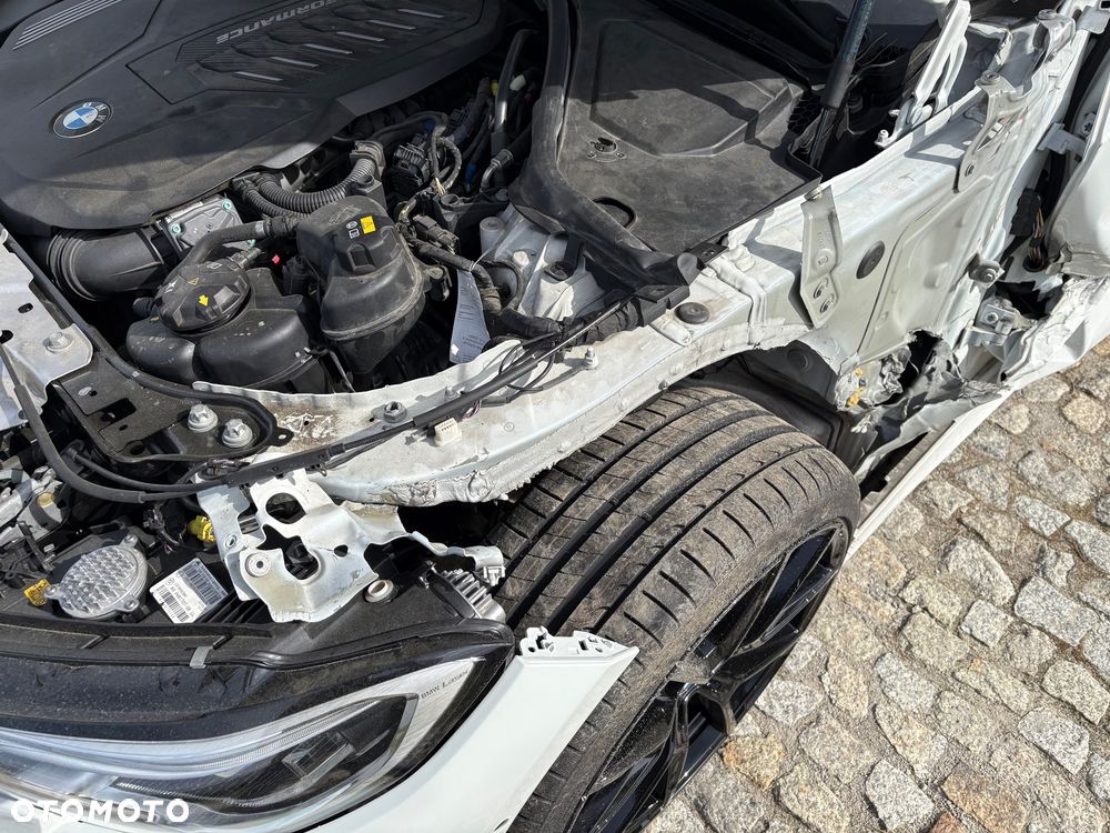 BMW Seria 3 M340i xDrive sport - 10