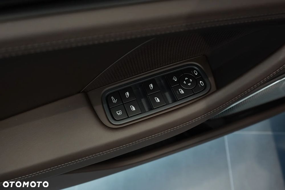 Porsche Panamera Turbo S E-Hybrid PHEV - 20
