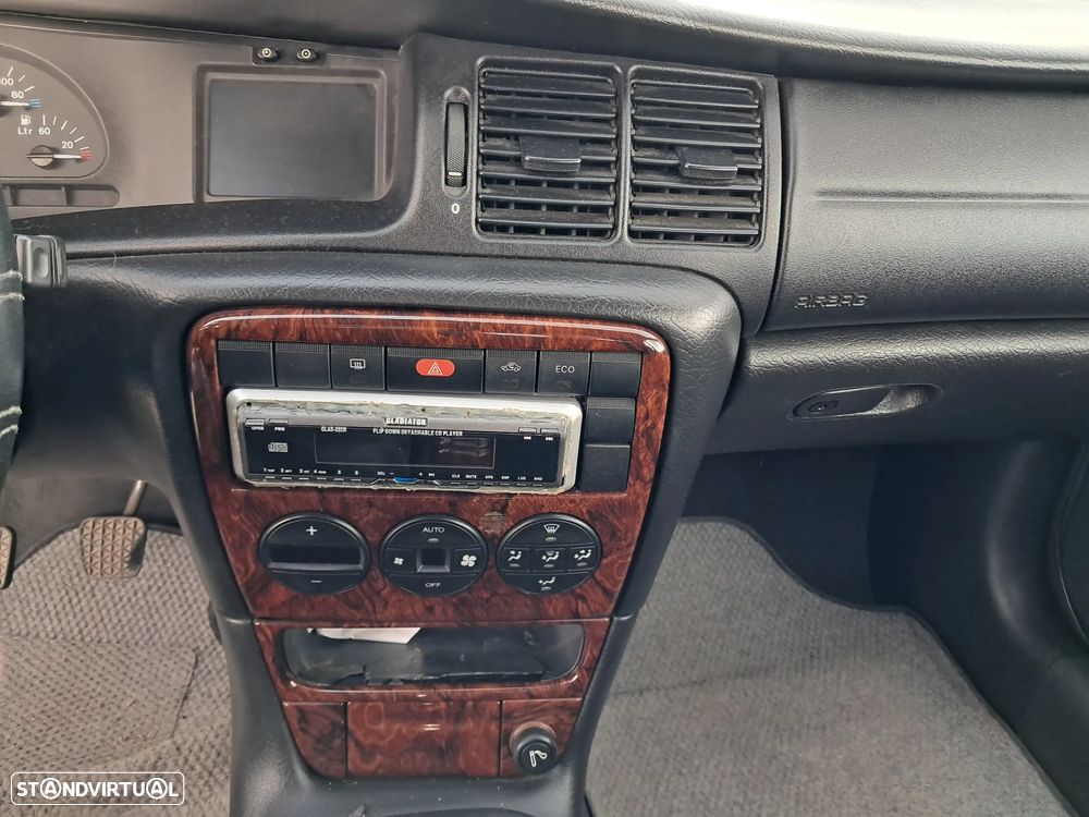 Opel Vectra 1.6 Elegance - 9