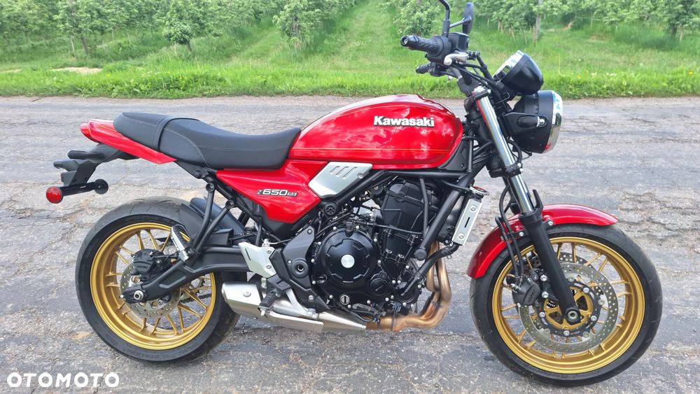 Kawasaki Z 650 RS - 24