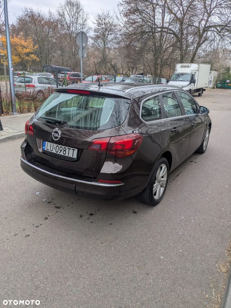 Opel Astra 1.4 Turbo Cosmo - 5