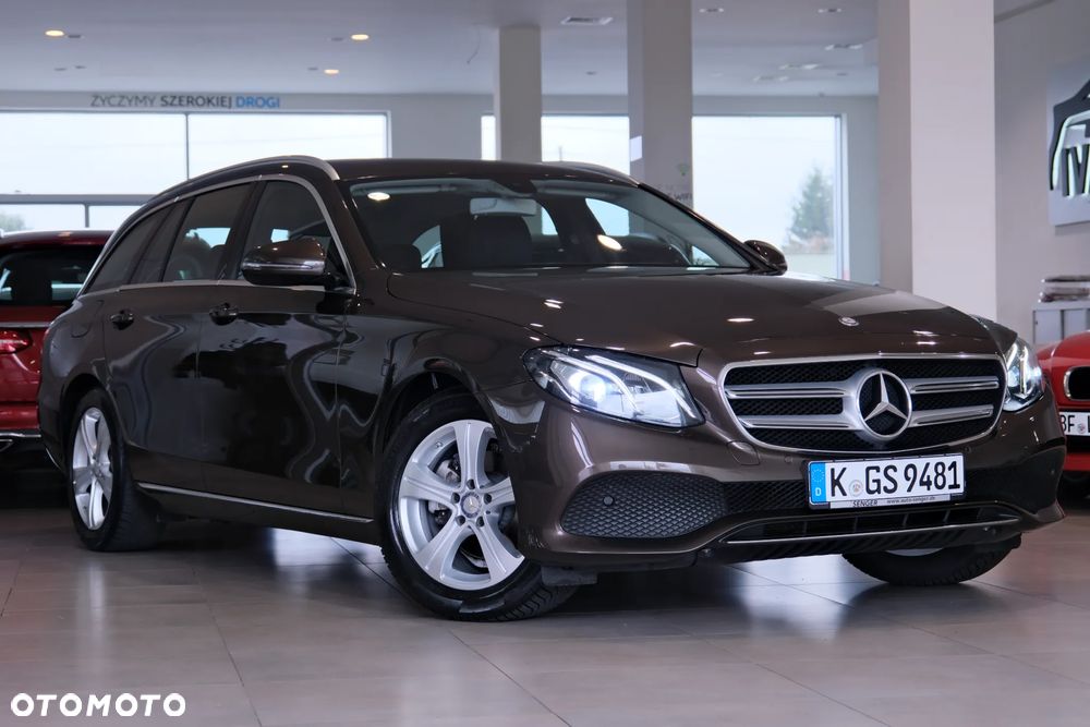 Mercedes-Benz Klasa E 200 T 9G-TRONIC Avantgarde - 6