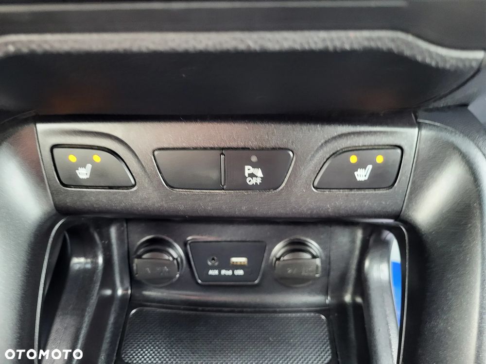 Hyundai ix35 blue 1.6 2WD Finale Gold - 36