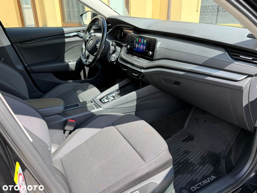 Skoda Octavia 2.0 TDI SCR Ambition DSG - 11