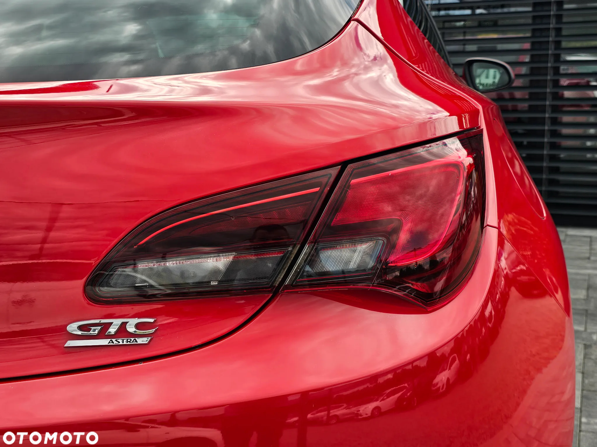 Opel Astra IV GTC 1.6 T Active - 38