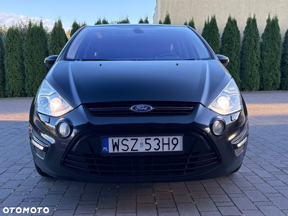 Ford S-Max 2012 photo 2