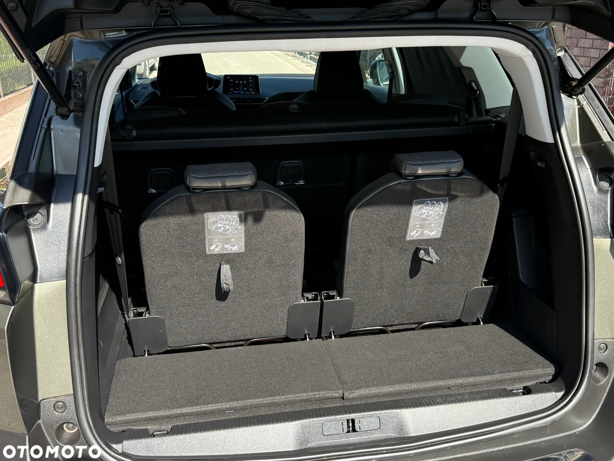 Peugeot 5008 1.5 BlueHDI Allure S&S - 35