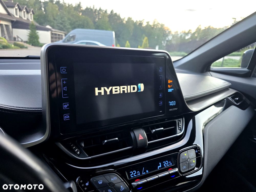 Toyota C-HR - 6