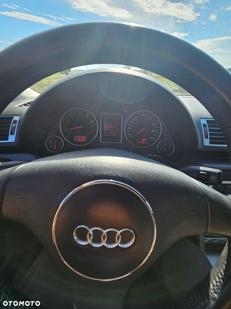 Audi A4 - 8