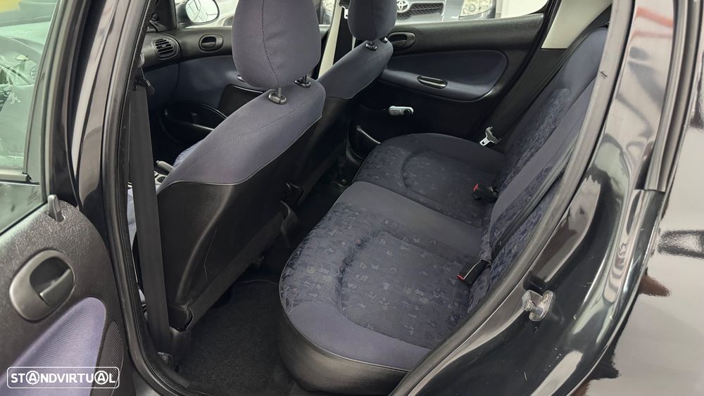 Peugeot 206 1.1 XR - 10