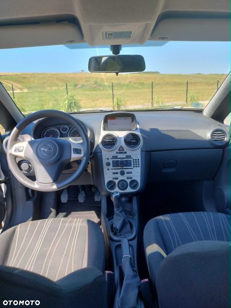 Opel Corsa - 6