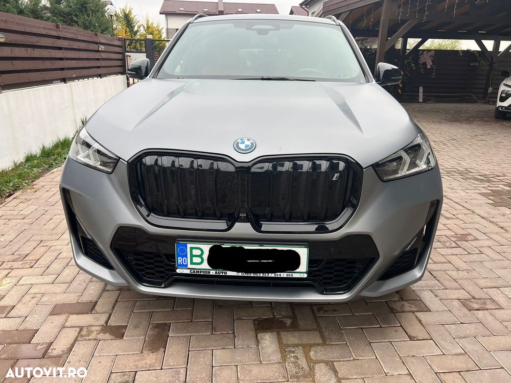 BMW iX1 xDrive30 - 9