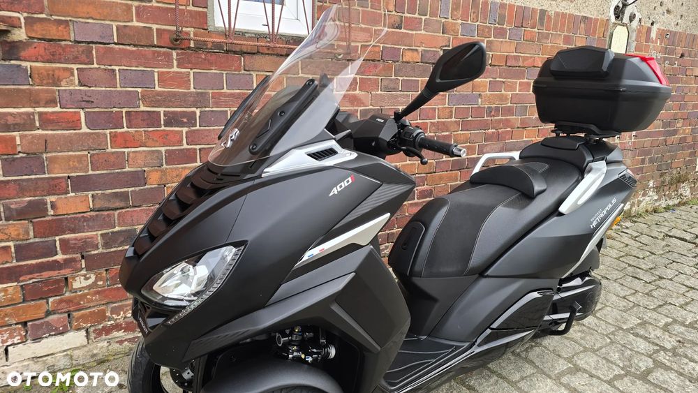 Peugeot Metropolis - 2