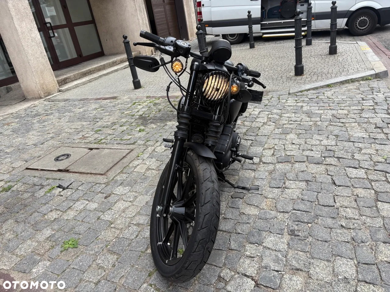 Harley-Davidson Sportster Iron 883 - 8