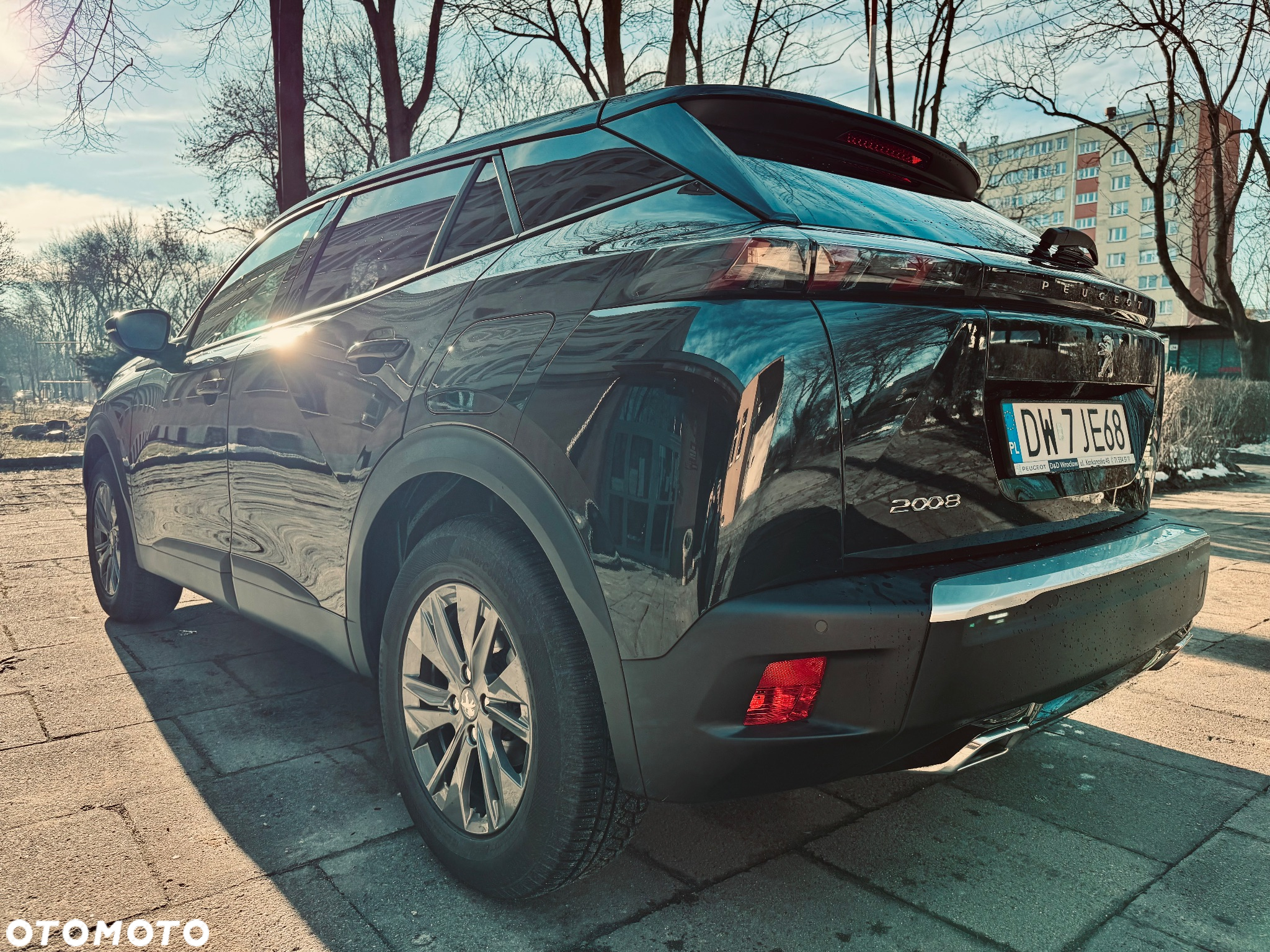 Peugeot 2008 1.2 Pure Tech GPF Signature S&S - 6