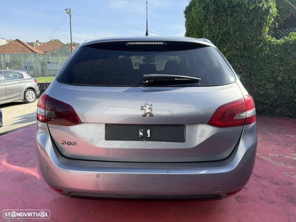 Peugeot 308 SW 1.6 BlueHDi Allure — fotografia 5