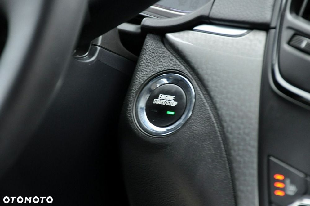 Opel Insignia - 36