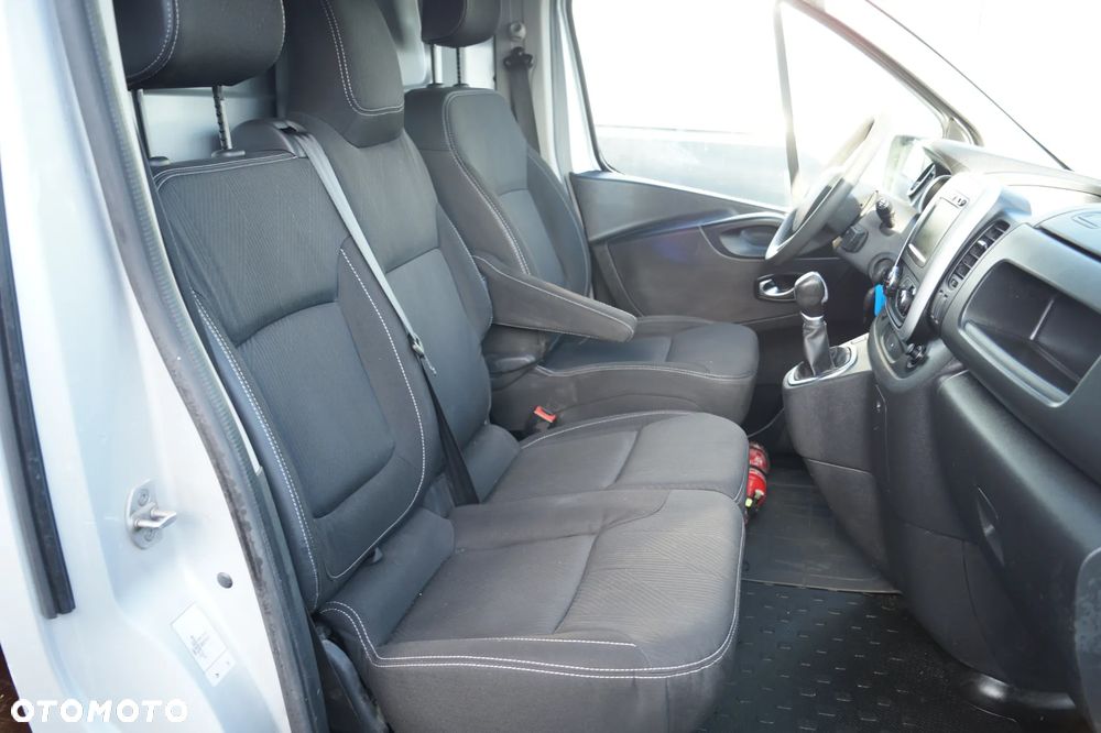 Renault Trafic - 30