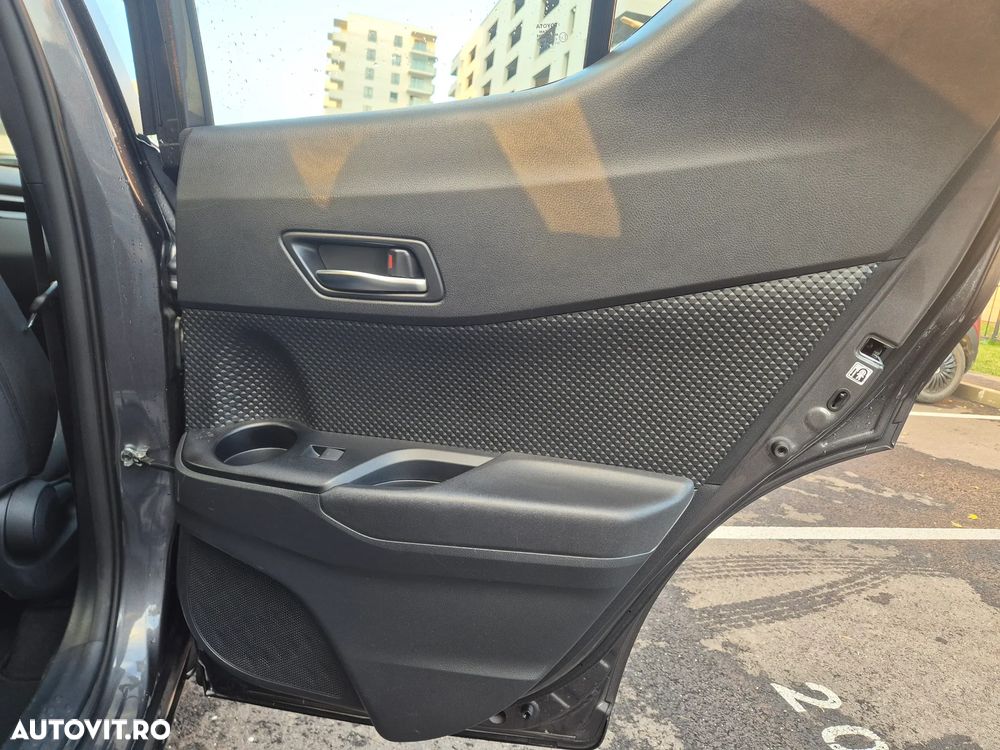 Toyota C-HR 1.8 HSD 122 CP 4x2 CVT C-ult Style - 24