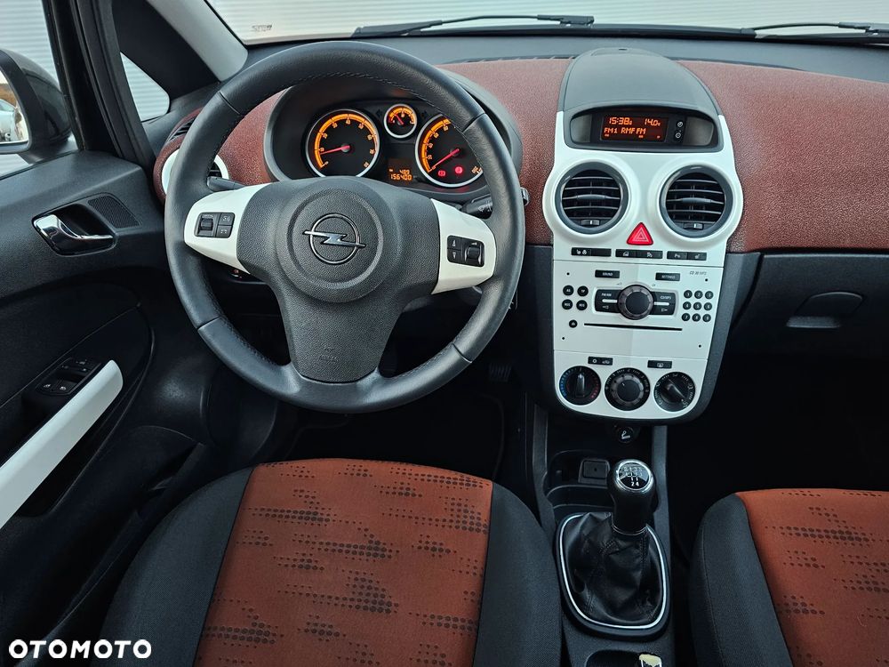 Opel Corsa 1.4 16V Satellite - 27