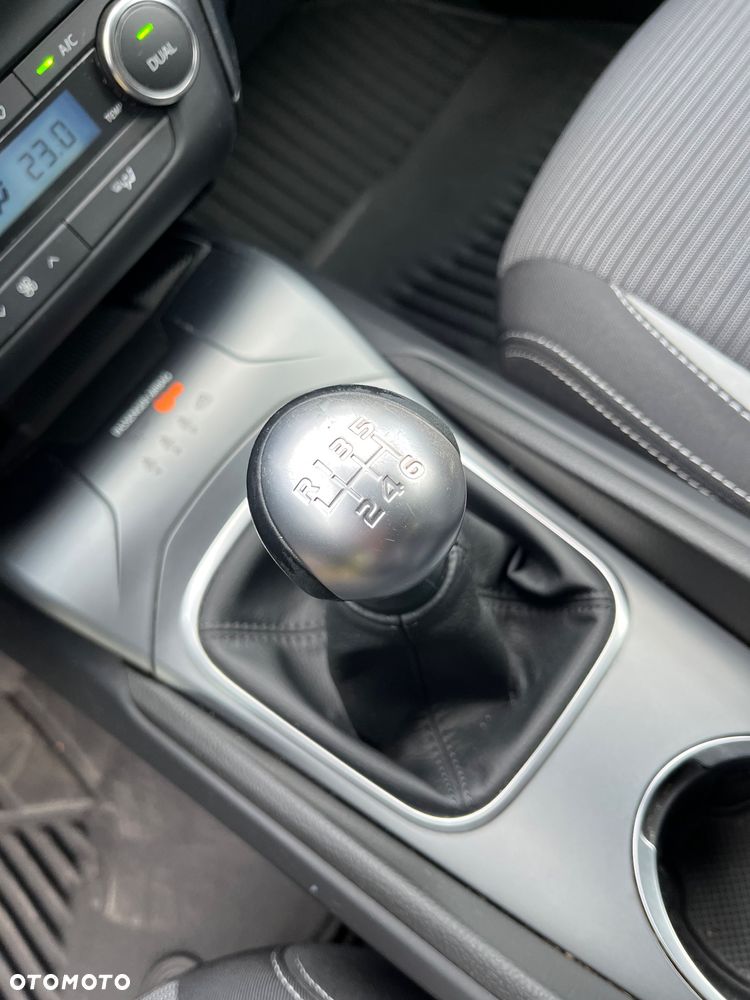 Toyota Avensis 2.0 D-4D Prestige - 17