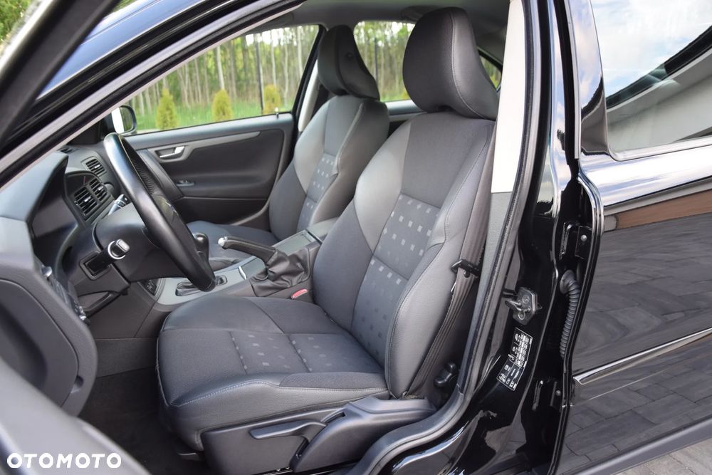 Volvo S60 2.5 T Kinetic - 7