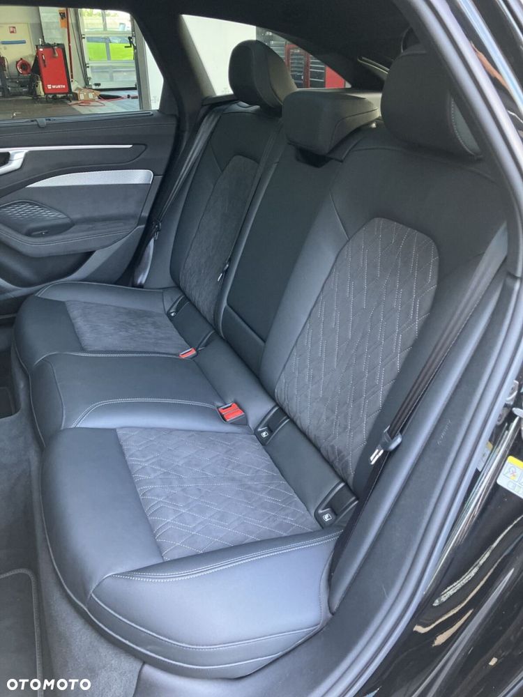 Audi A6 Avant - 18