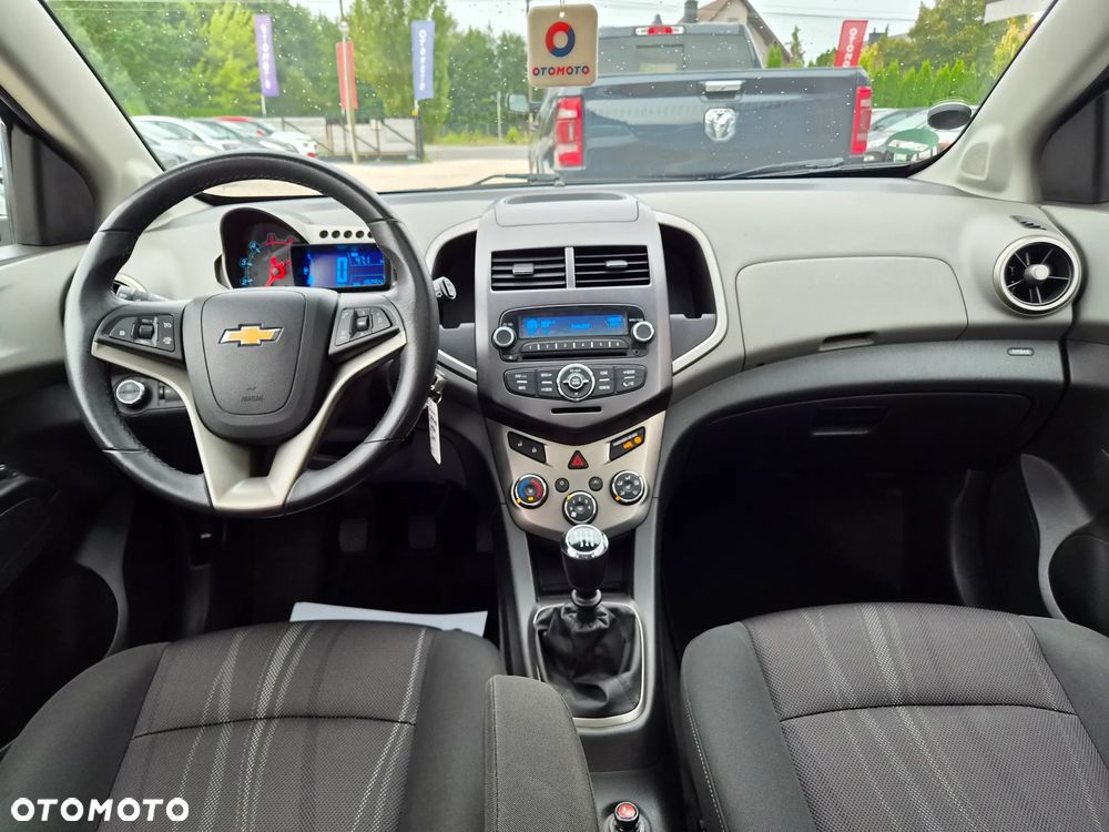Chevrolet Aveo - 28