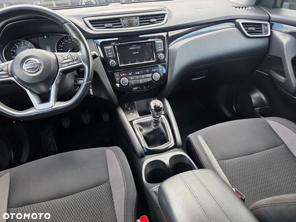 Nissan Qashqai 1.3 DIG-T SHIRO - 10