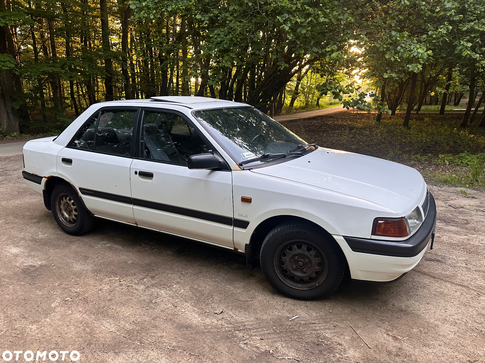 Mazda 323 - 3