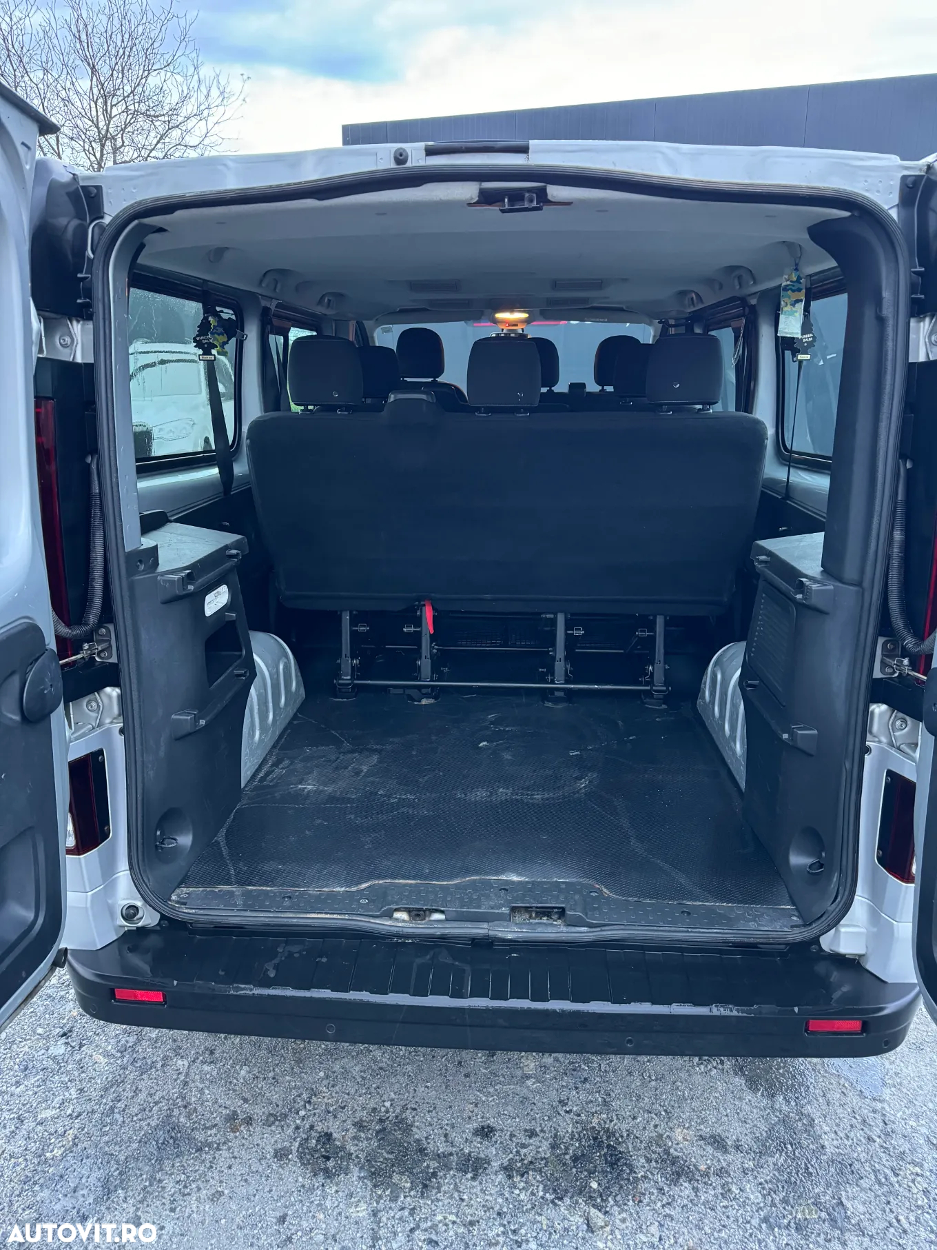 Opel Vivaro 1.6 TwinTurbo CDTI Combi L2H1 2.9 t Start/Stop - 10