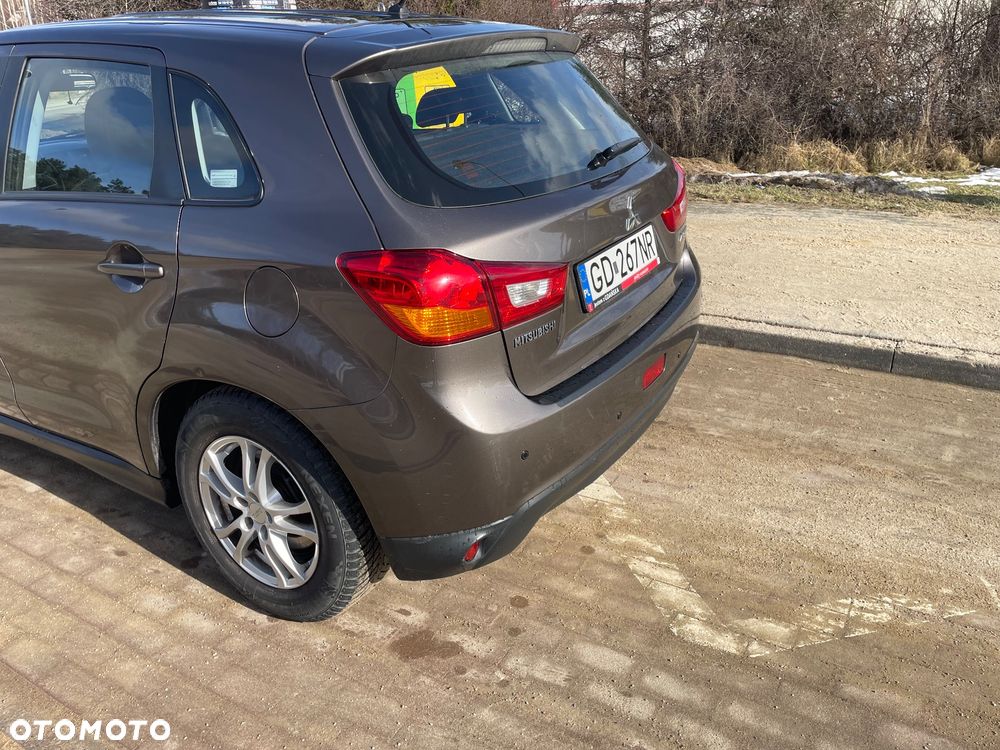 Mitsubishi ASX - 5